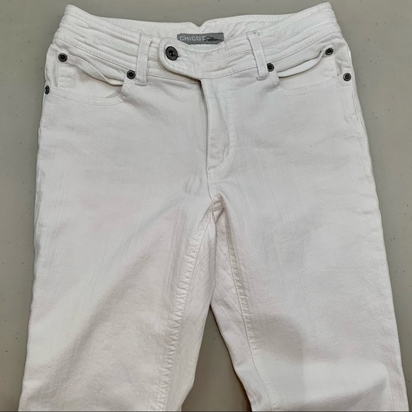 Chico’s Pants Adult Size 00 Short Bootcut Embroidered Pocket Woman - Picture 3 of 8